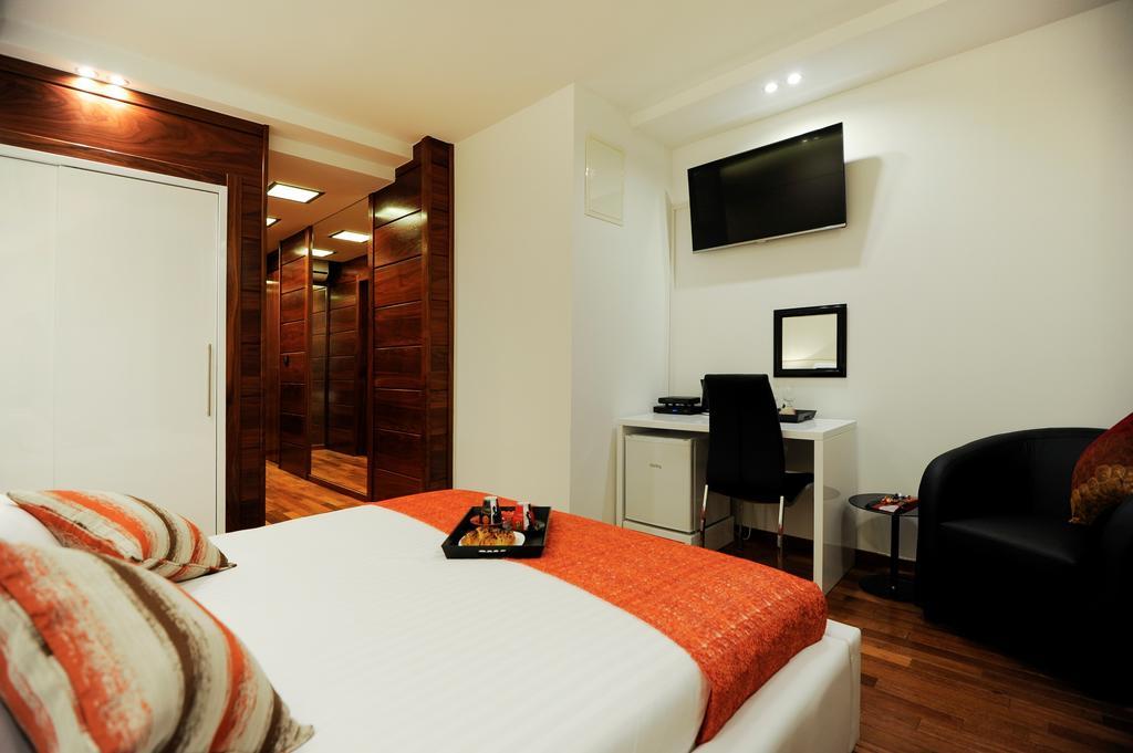 Main Street Studio And Rooms زادار الغرفة الصورة