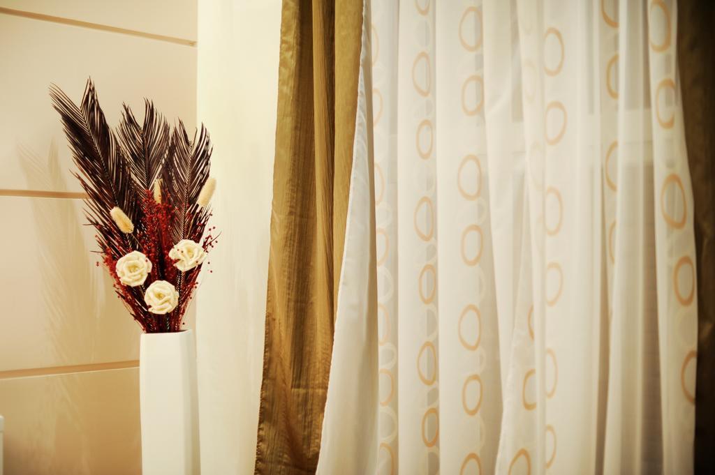 Main Street Studio And Rooms زادار المظهر الخارجي الصورة